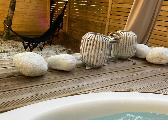 L'haute En Couleur Et Spas Couette-café